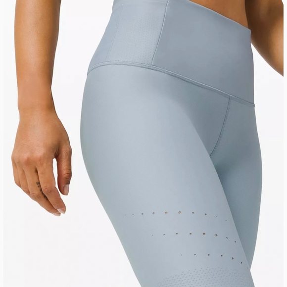 NWT Lululemon Blue Cast Zoned In Tight 27” Size 10 - Picture 4 of 7